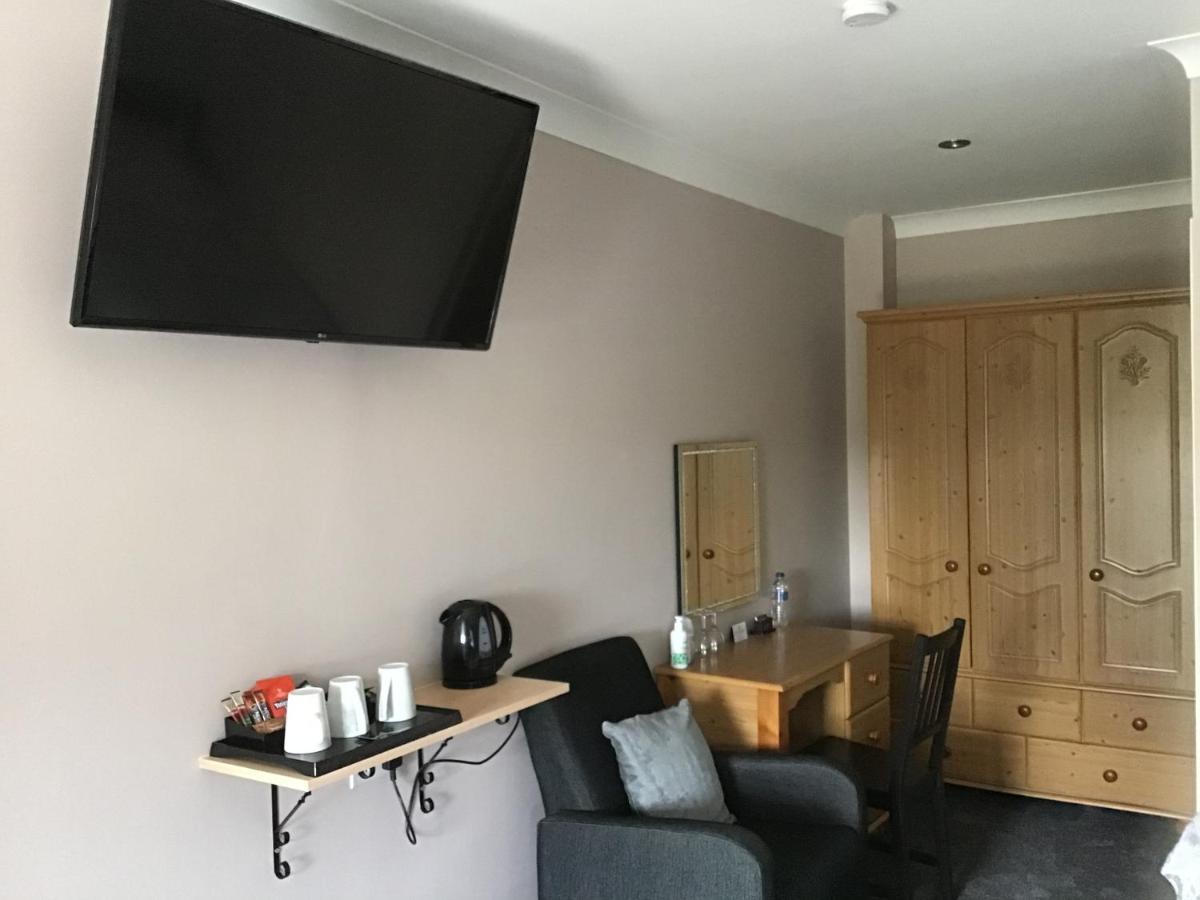 The New Motel